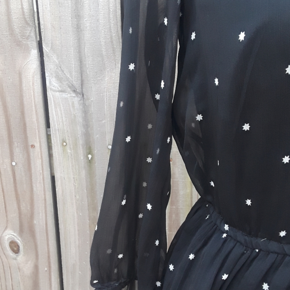 NWT Old Navy Black/White Star Sheer Dress - XS - Picture 3 of 7